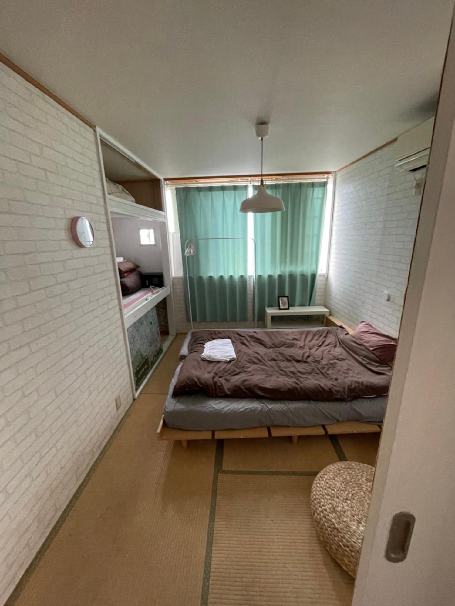 1010 Senjuohashi Albergue *